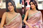 Janhvi Kapoor’s Pink and Gold saree fabulously ups the ethnic sparkle quotient